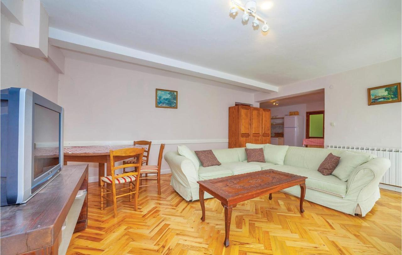 7 Bedroom Pet Friendly Home In Crni Kal Crni Kal  Exteriér fotografie