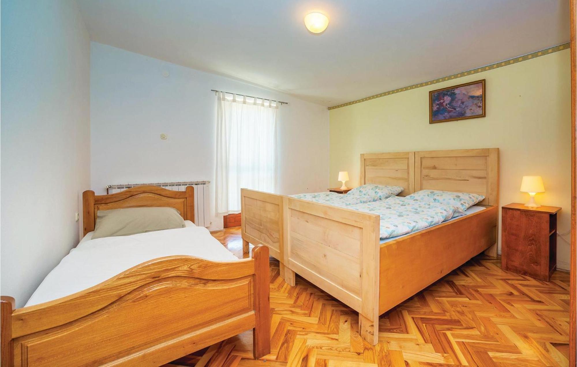 7 Bedroom Pet Friendly Home In Crni Kal Crni Kal  Exteriér fotografie