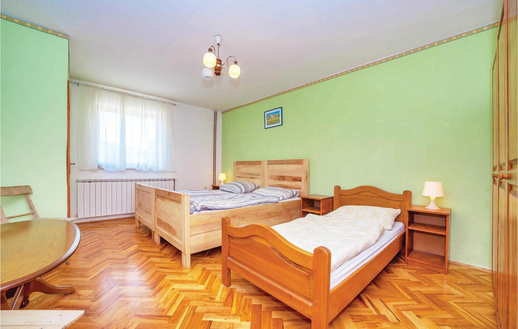 7 Bedroom Pet Friendly Home In Crni Kal Crni Kal  Exteriér fotografie