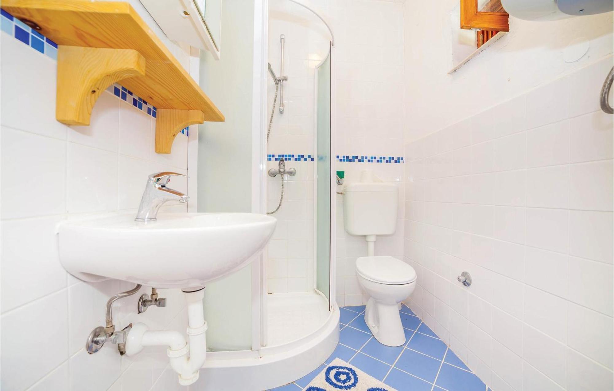 7 Bedroom Pet Friendly Home In Crni Kal Crni Kal  Exteriér fotografie