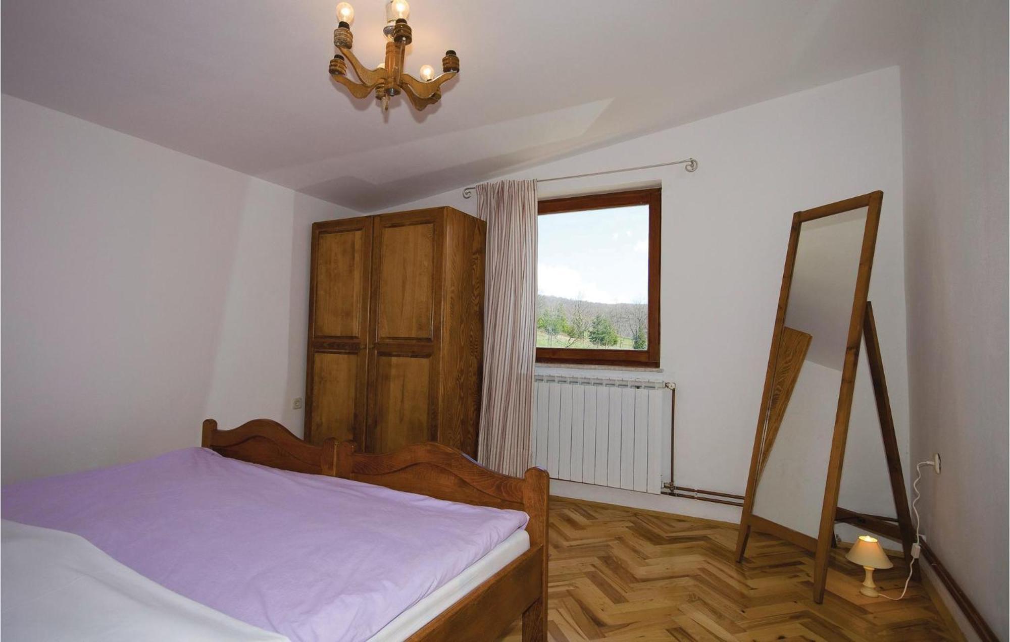 7 Bedroom Pet Friendly Home In Crni Kal Crni Kal  Exteriér fotografie