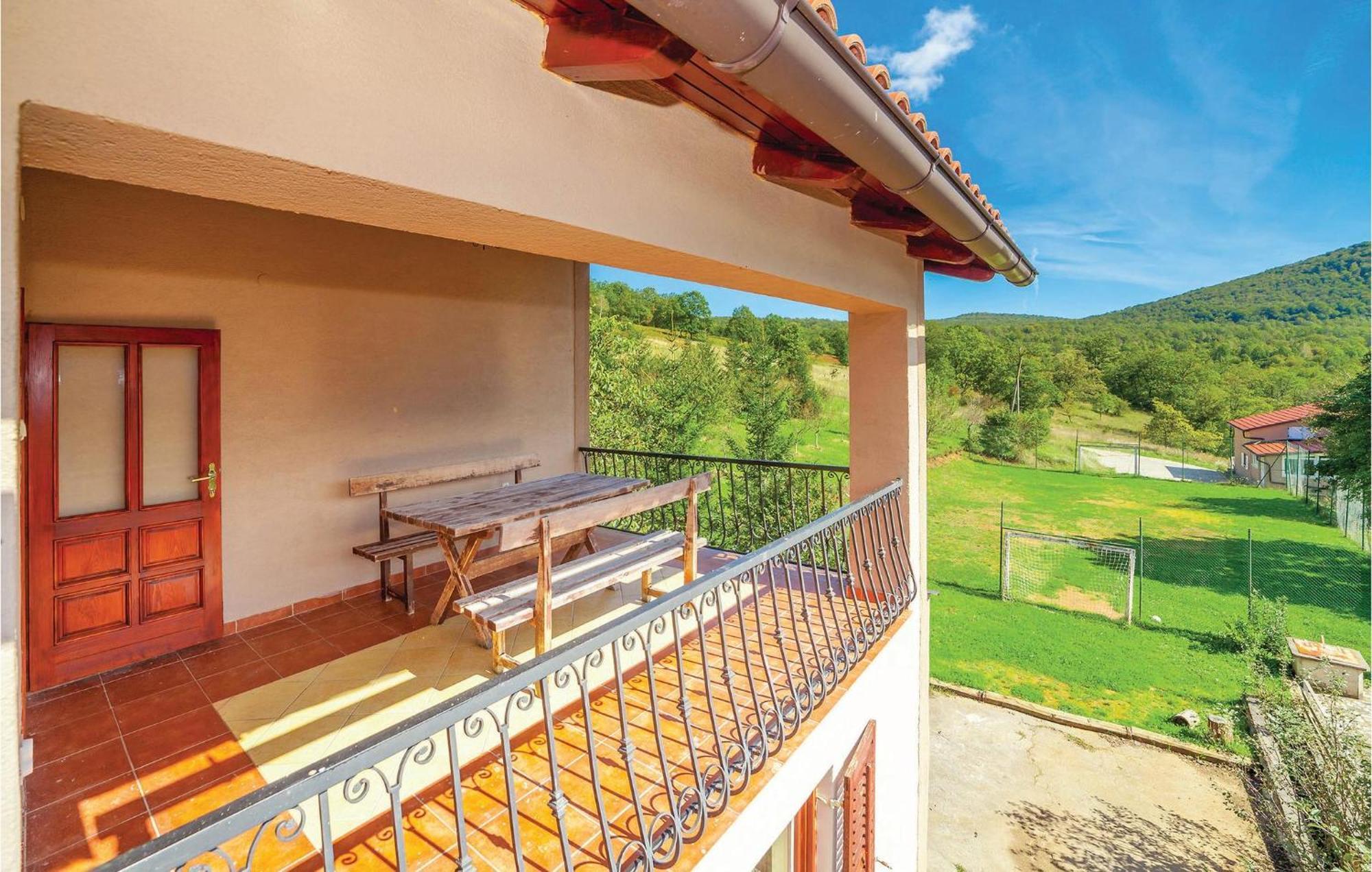 7 Bedroom Pet Friendly Home In Crni Kal Crni Kal  Exteriér fotografie