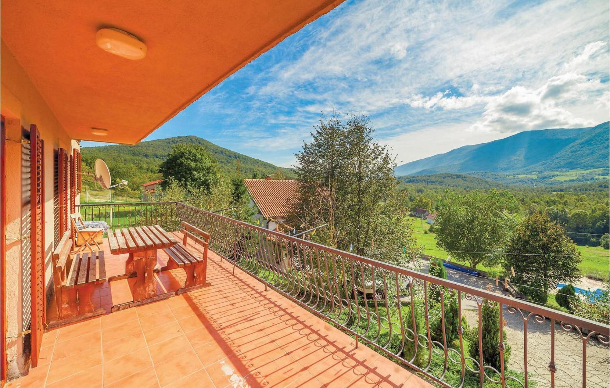 7 Bedroom Pet Friendly Home In Crni Kal Crni Kal  Exteriér fotografie